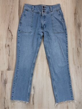 Abercrombie & Fitch The Mom High Rise Jeans Size 27/4r Medium Wash Straight 90’s
